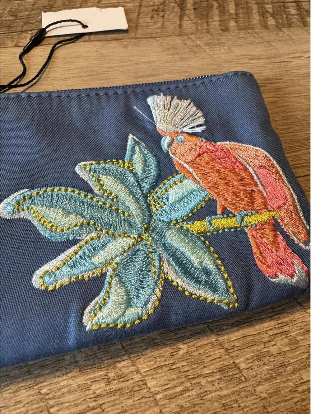 Vera Bradley Blue Embroidered Bird Keychain Wallet NWT - Picture 2 of 4